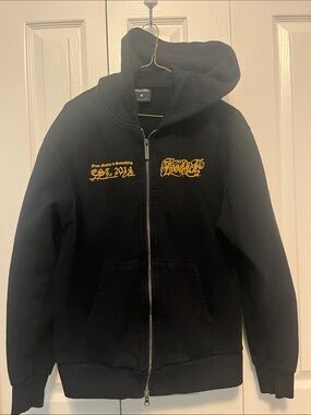 Hoodrich black zip up hoodie. Size medium